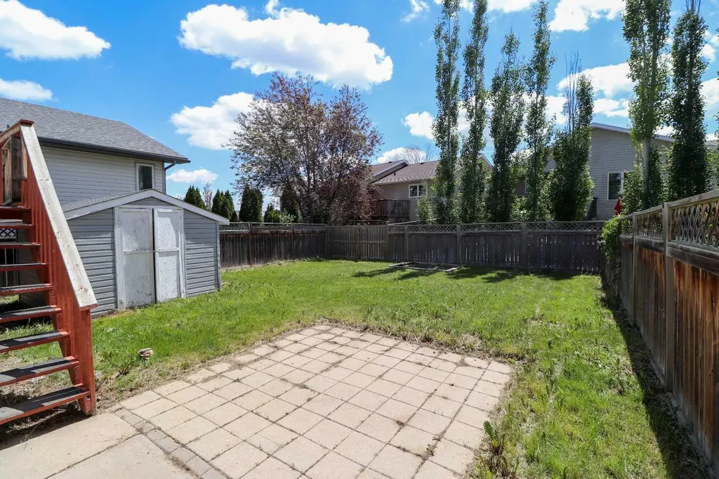 210 Chilcotin Road W Lethbridge AB T1K7N1