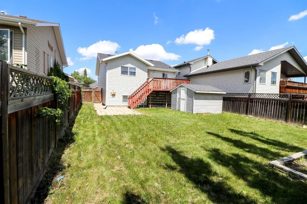 210 Chilcotin Road W Lethbridge AB T1K7N1