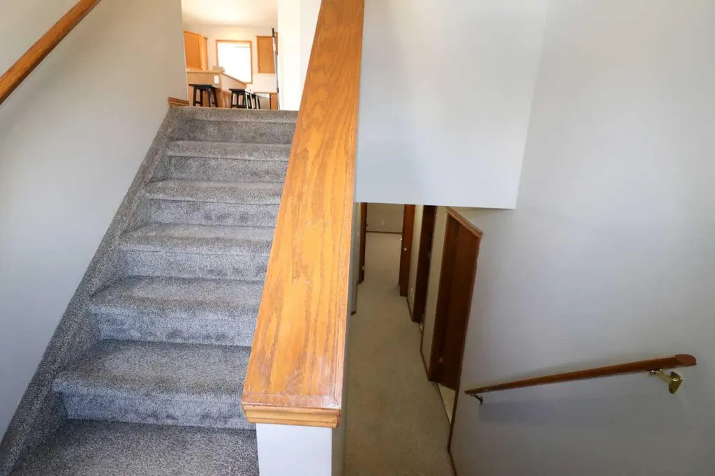210 Chilcotin Road W Lethbridge AB T1K7N1