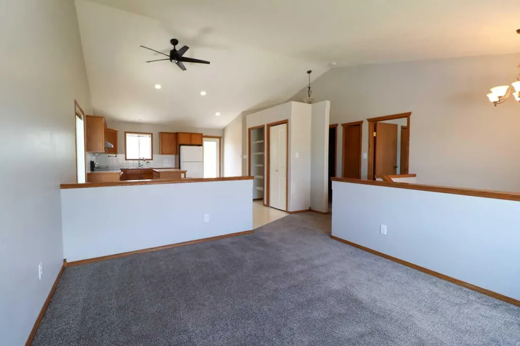 210 Chilcotin Road W Lethbridge AB T1K7N1