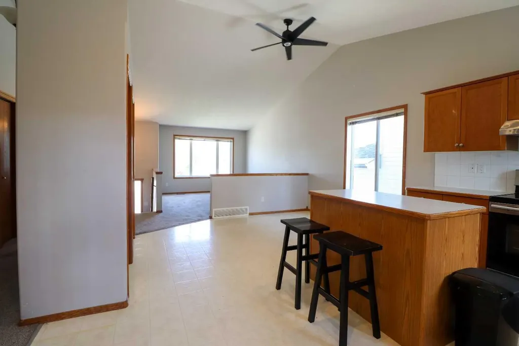 210 Chilcotin Road W Lethbridge AB T1K7N1