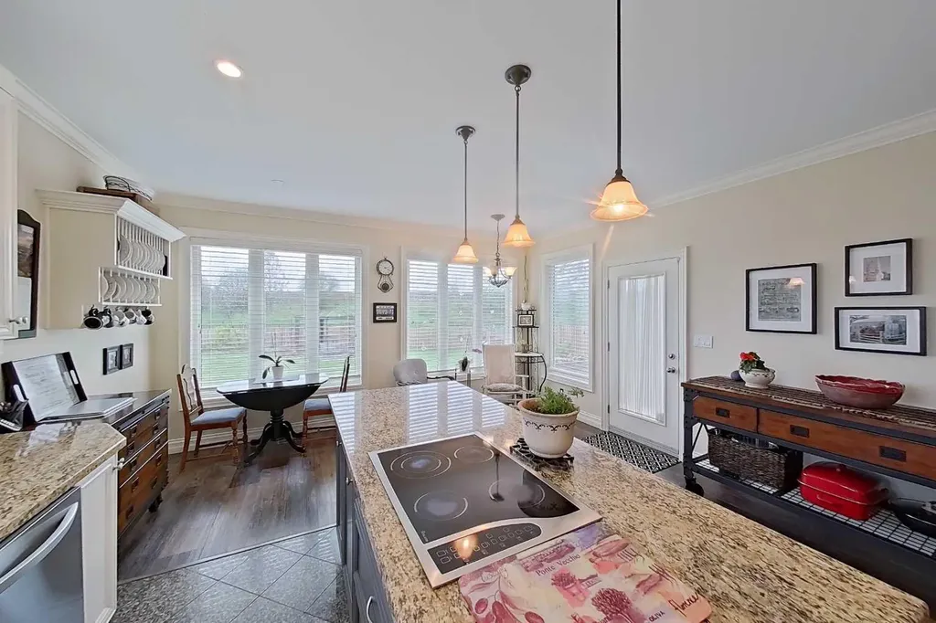 26 Jaspar Crescent Red Deer AB T4P0E2
