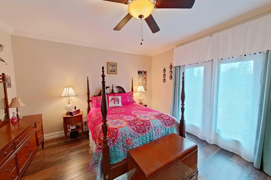 26 Jaspar Crescent Red Deer AB T4P0E2