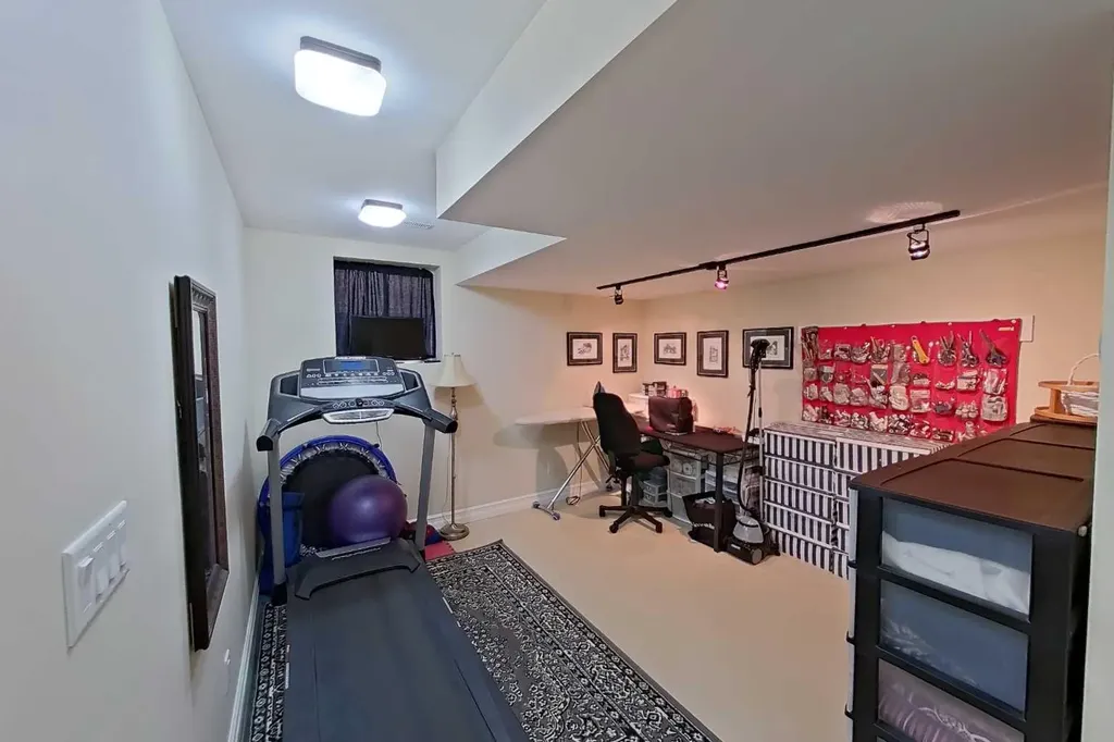 26 Jaspar Crescent Red Deer AB T4P0E2