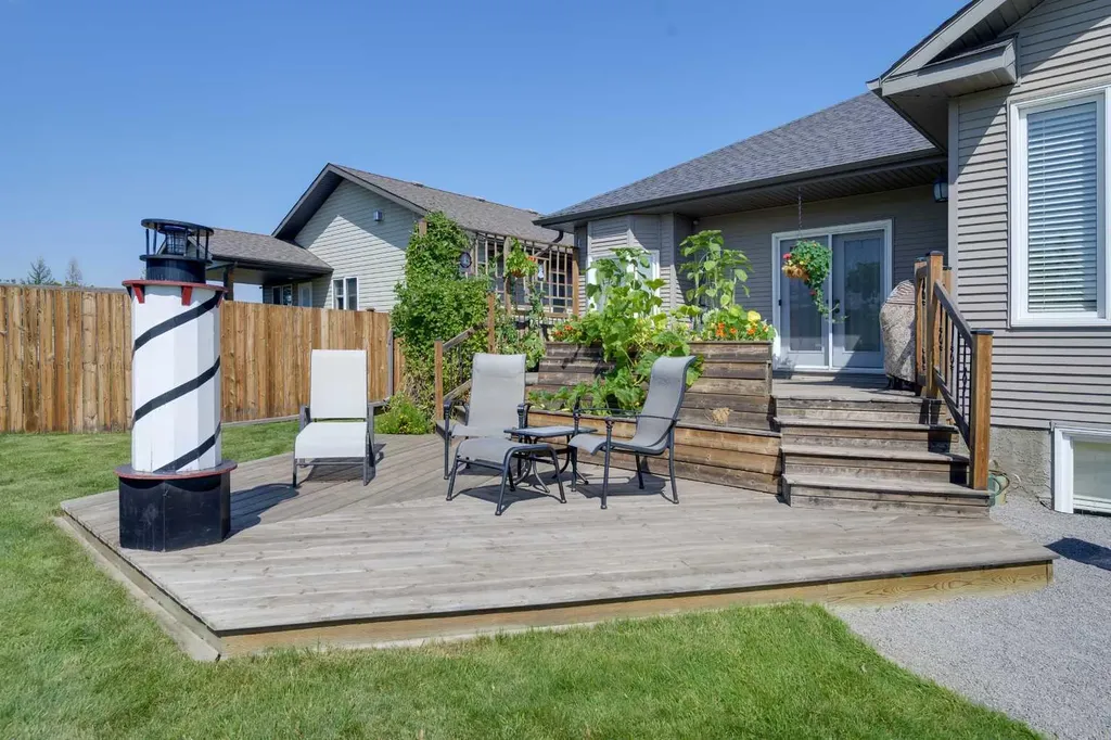 26 Jaspar Crescent Red Deer AB T4P0E2