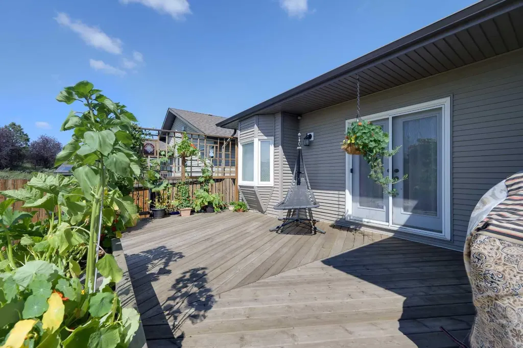 26 Jaspar Crescent Red Deer AB T4P0E2