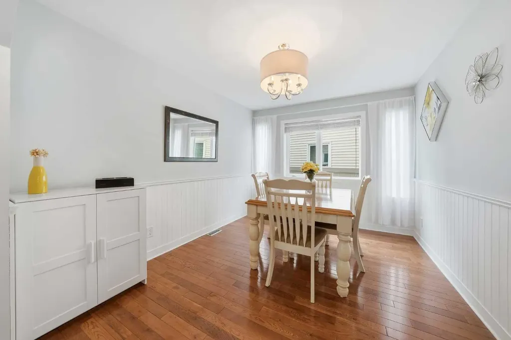 308 Douglasbank Drive SE Calgary AB T2Z 3C7