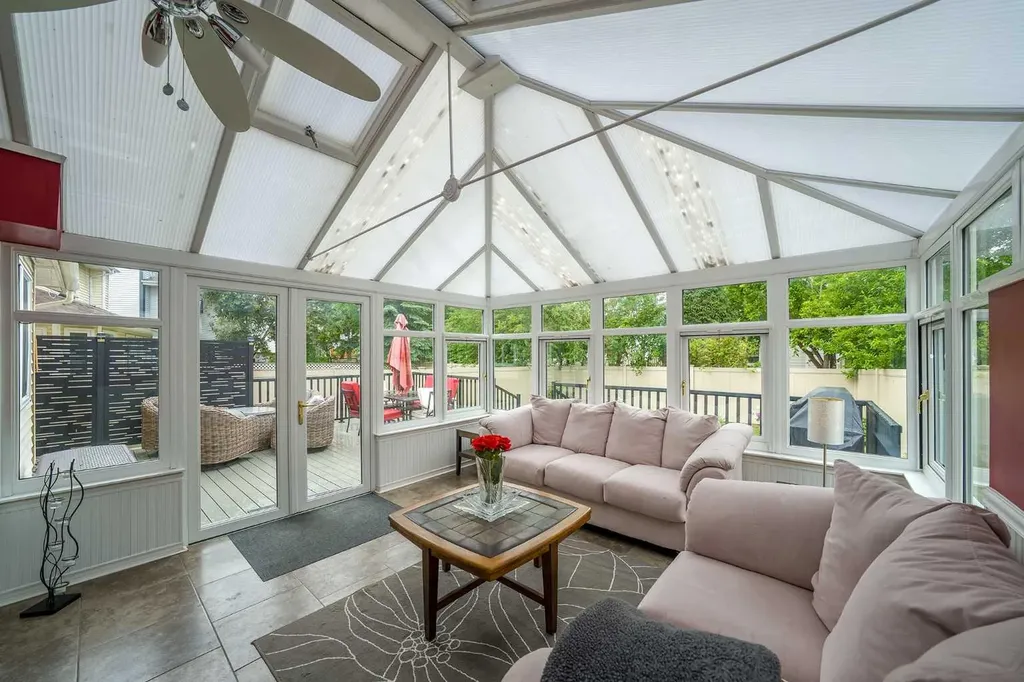308 Douglasbank Drive SE Calgary AB T2Z 3C7