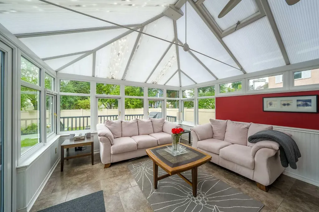 308 Douglasbank Drive SE Calgary AB T2Z 3C7