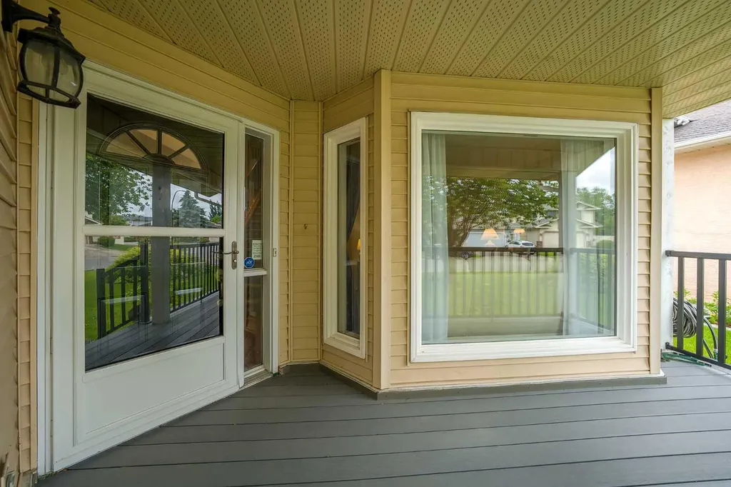 308 Douglasbank Drive SE Calgary AB T2Z 3C7