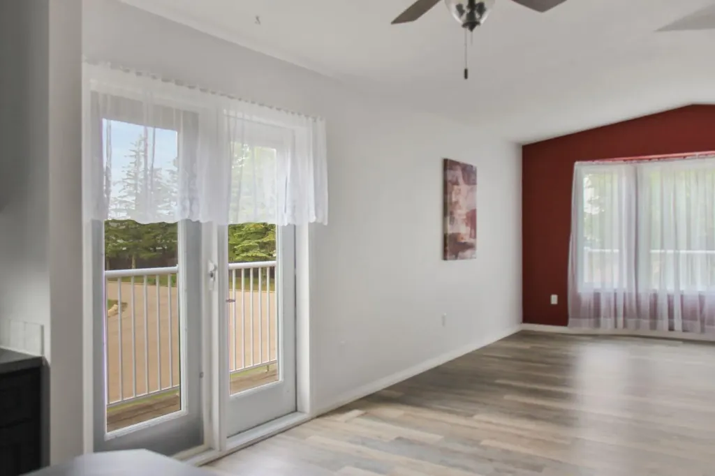 4932 51 Street Lougheed AB T0B 2V0