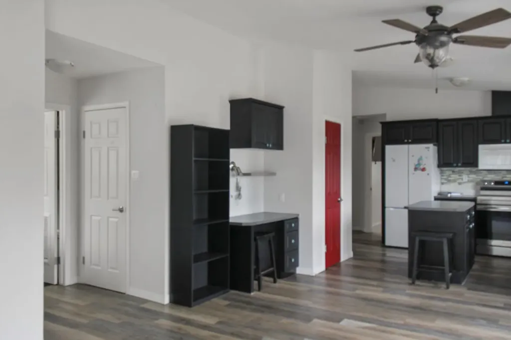 4932 51 Street Lougheed AB T0B 2V0