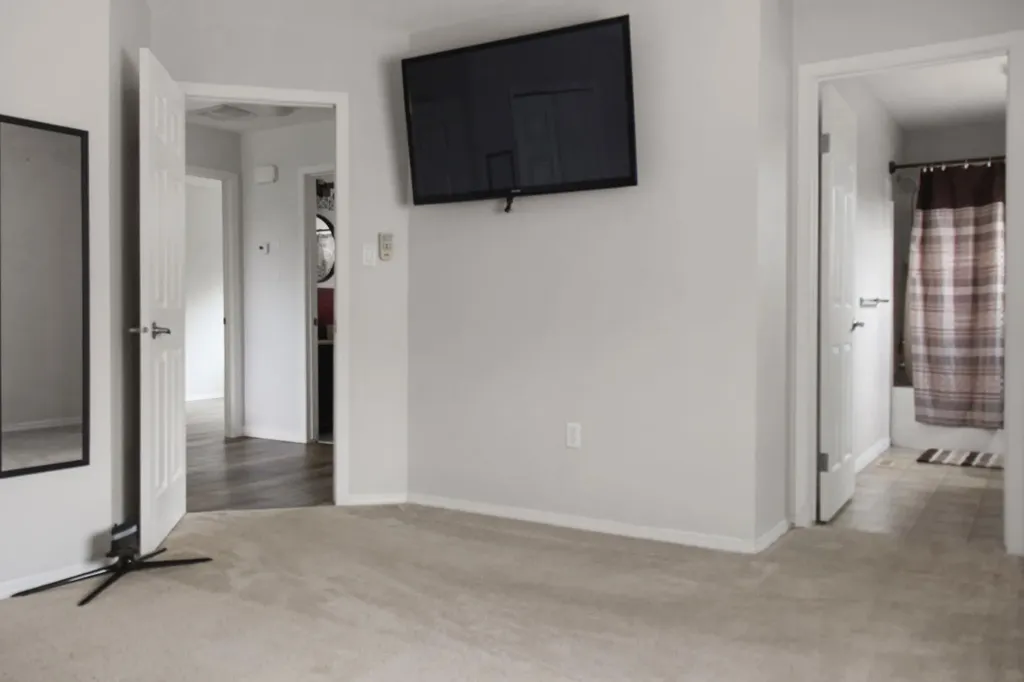 4932 51 Street Lougheed AB T0B 2V0