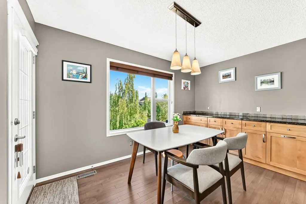 38 Royal Oak Grove NW Calgary AB T3G 5P3