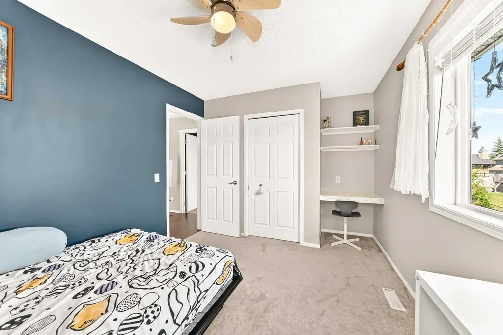 38 Royal Oak Grove NW Calgary AB T3G 5P3