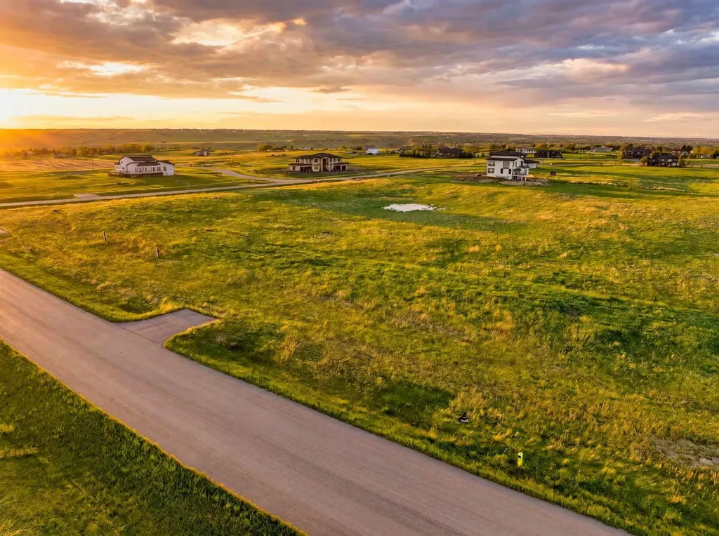 51 Aventerra Way Rural Rocky View County AB T3Z 0A9