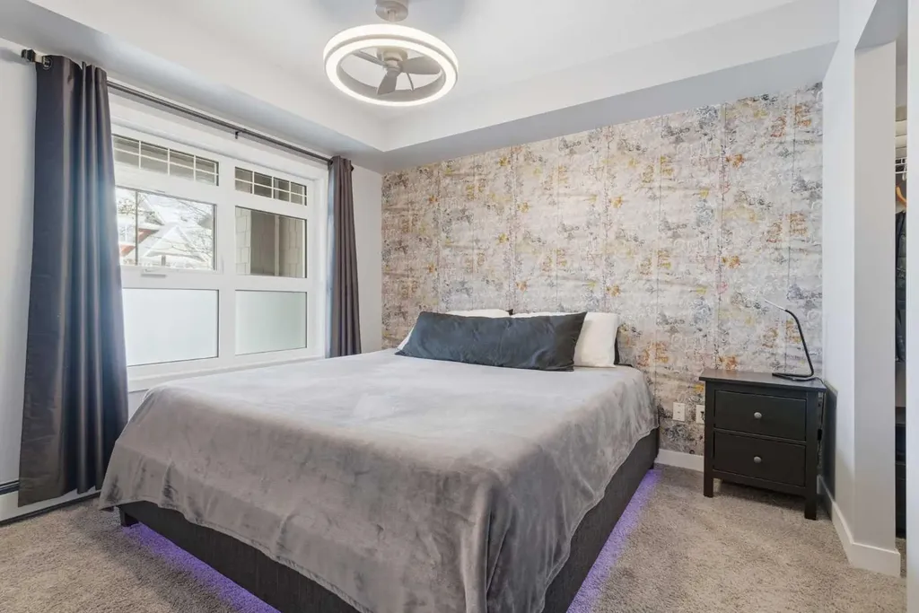 25 Auburn Meadows Avenue SE Calgary AB T3M 2L3