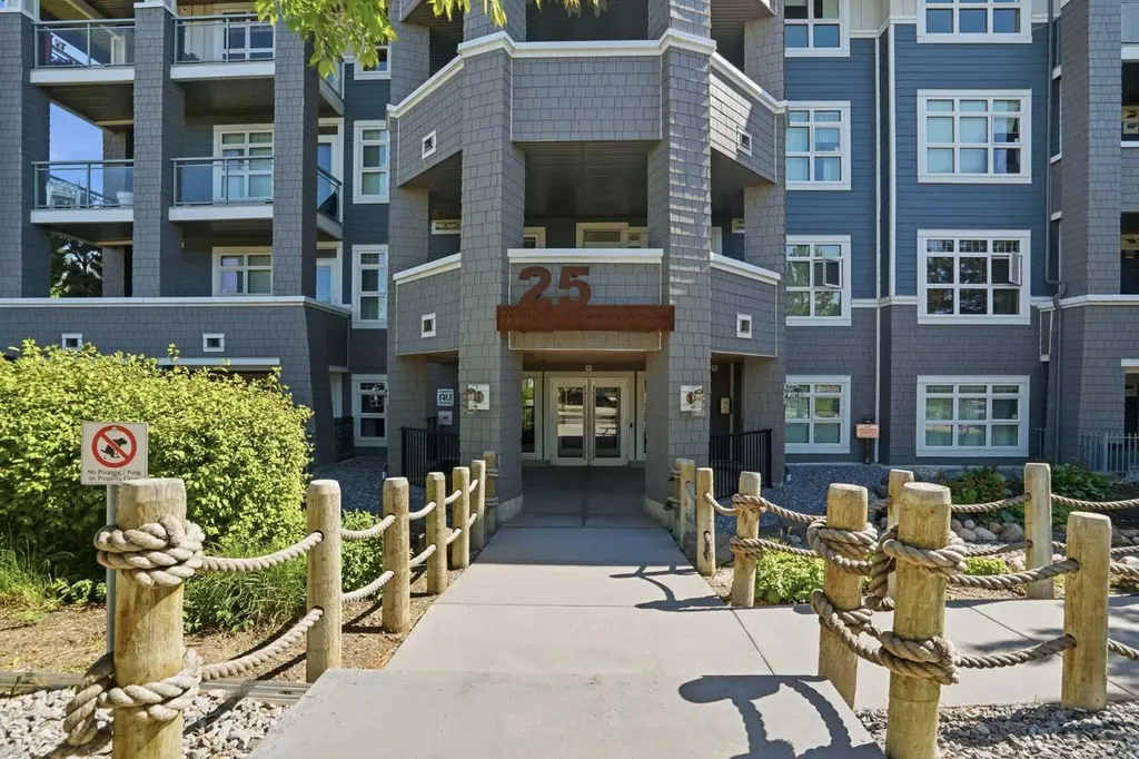 25 Auburn Meadows Avenue SE Calgary AB T3M 2L3