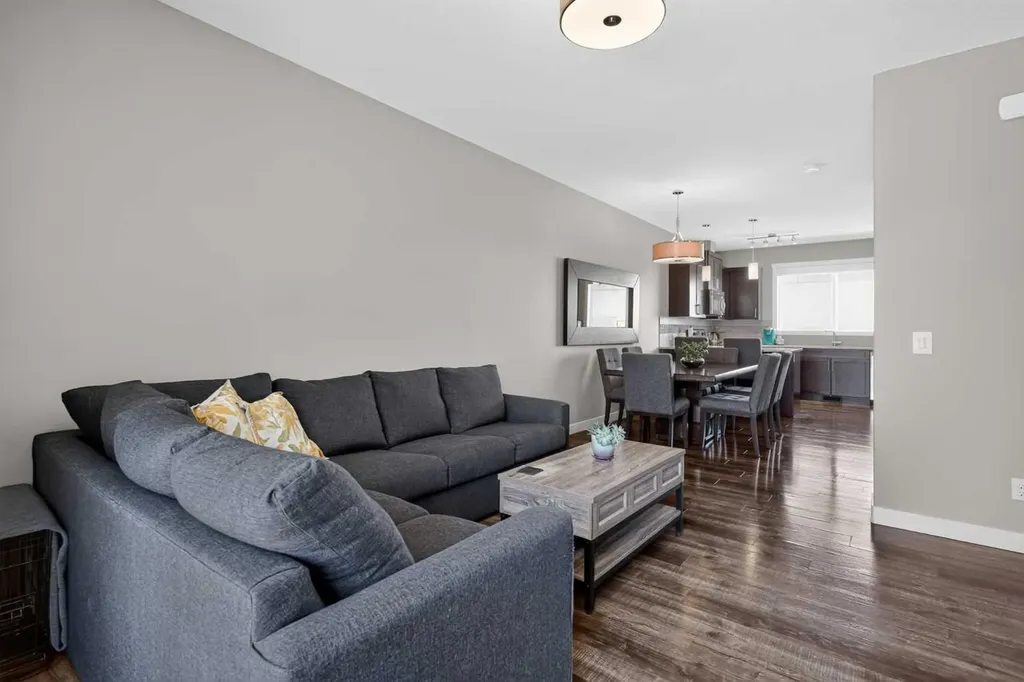 1531 Symons Valley Parkway NW Calgary AB T3P 0R8