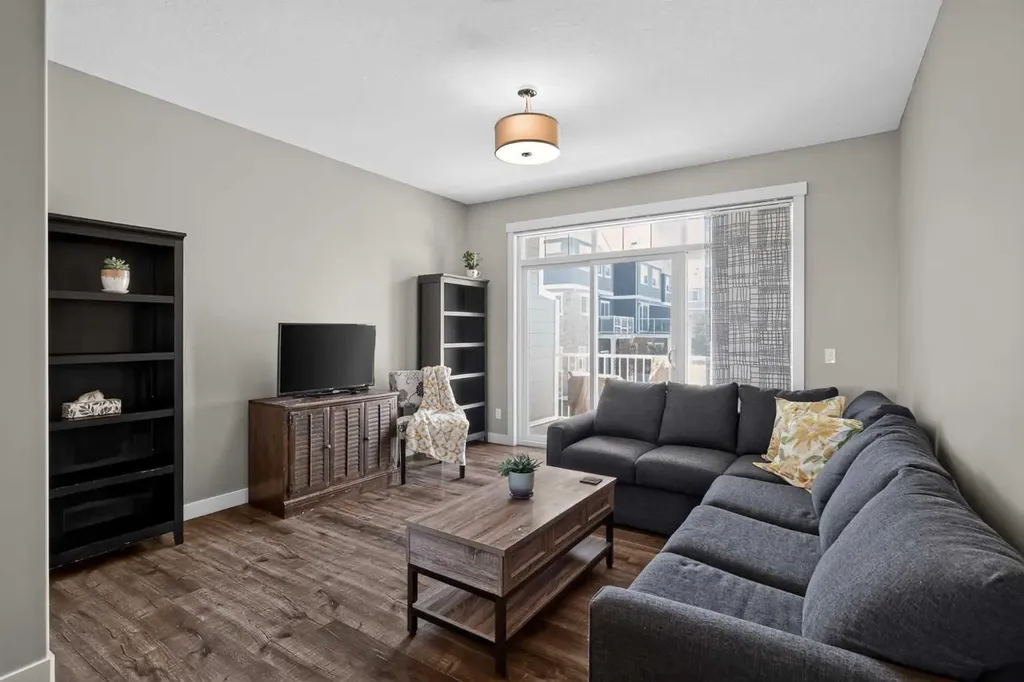 1531 Symons Valley Parkway NW Calgary AB T3P 0R8