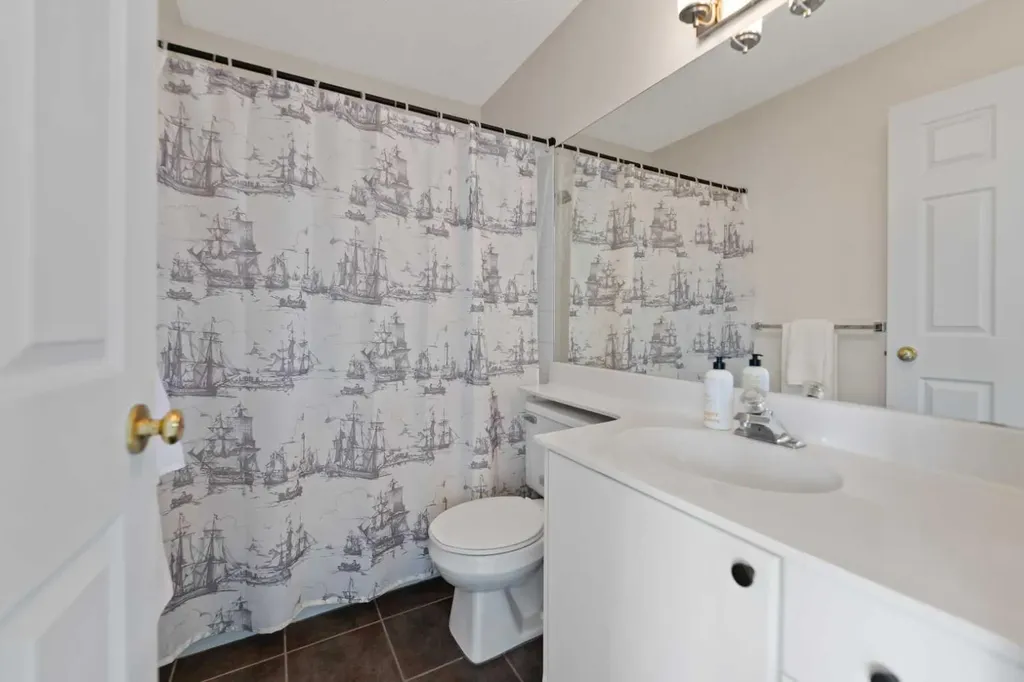 7171 Coach Hill Road SW Calgary AB T3H 3R7