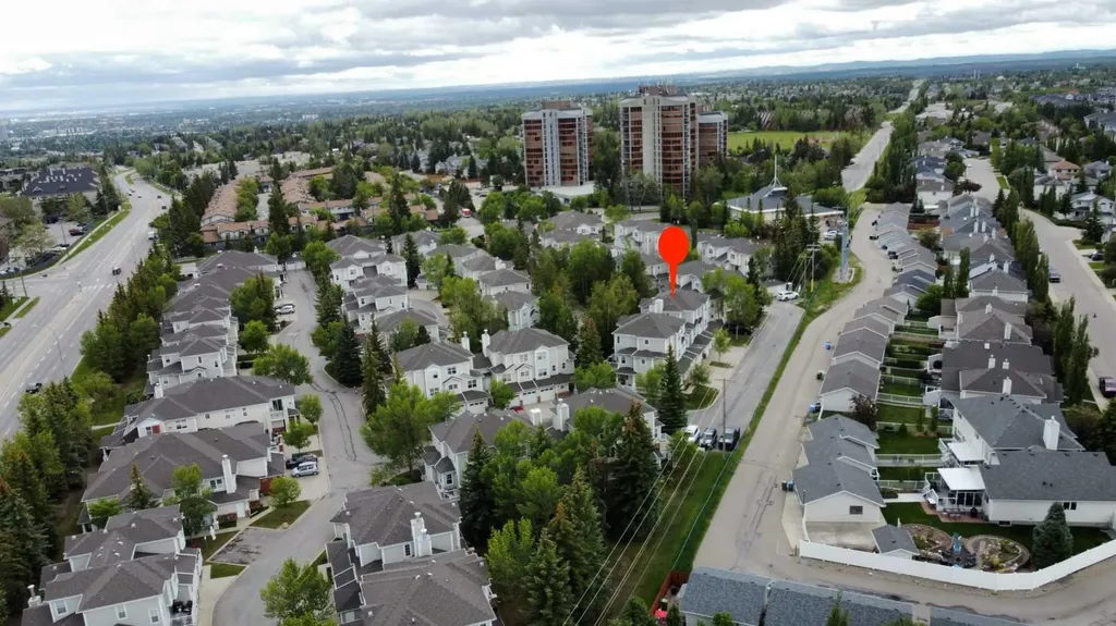 7171 Coach Hill Road SW Calgary AB T3H 3R7