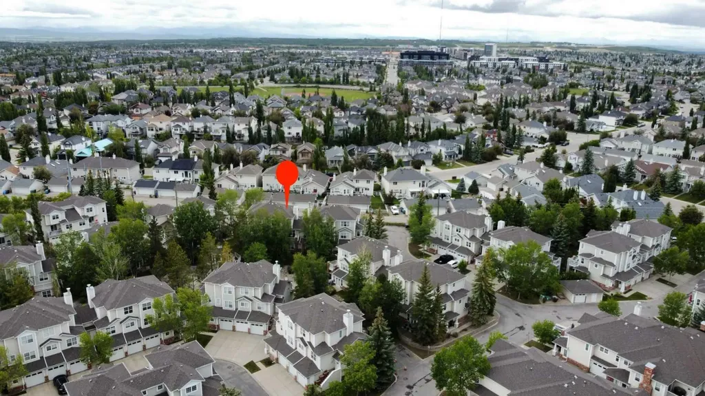 7171 Coach Hill Road SW Calgary AB T3H 3R7
