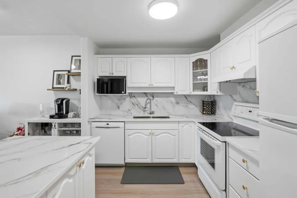 43 Westlake Circle Strathmore AB T1P1T9