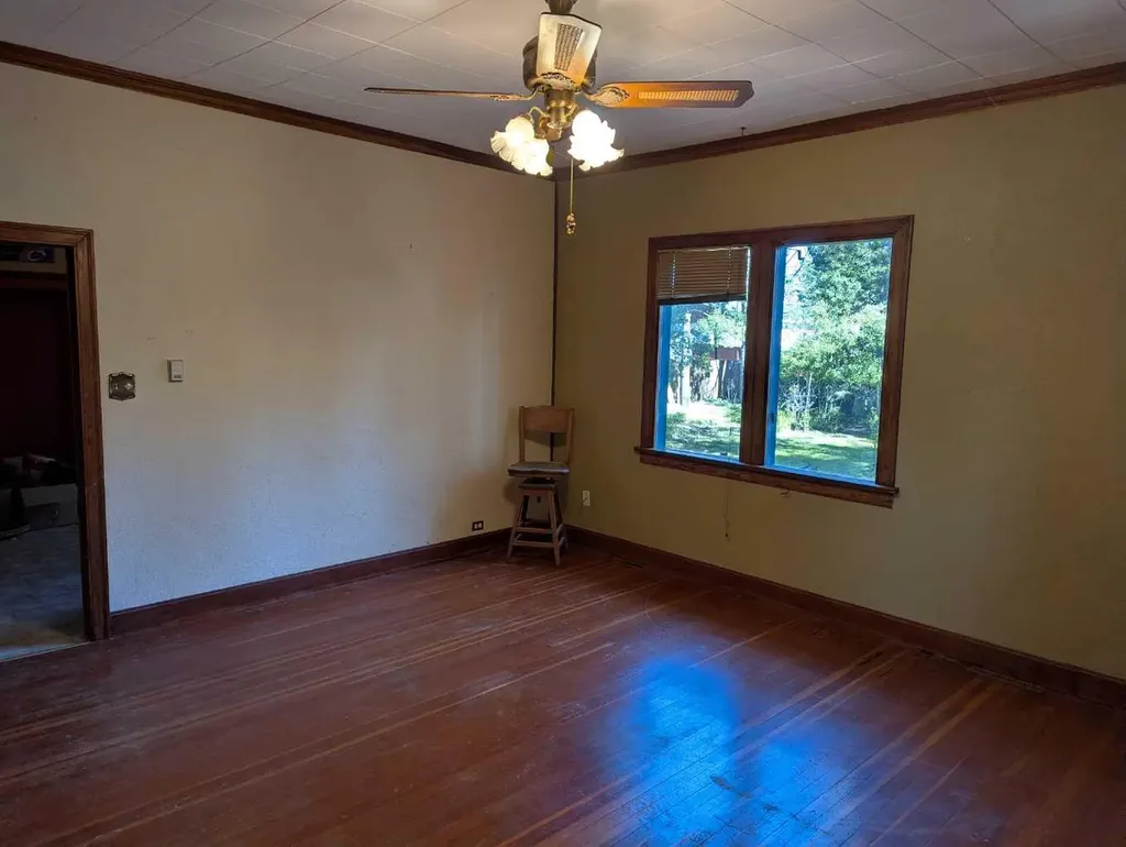 306 Windsor Avenue Diamond Valley AB T0L 2A0