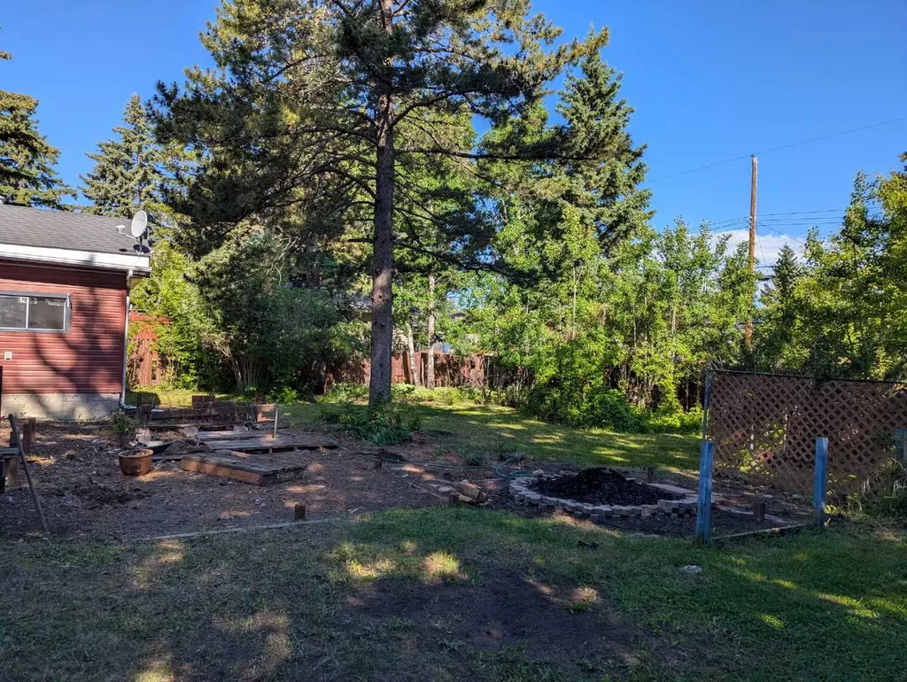 306 Windsor Avenue Diamond Valley AB T0L 2A0