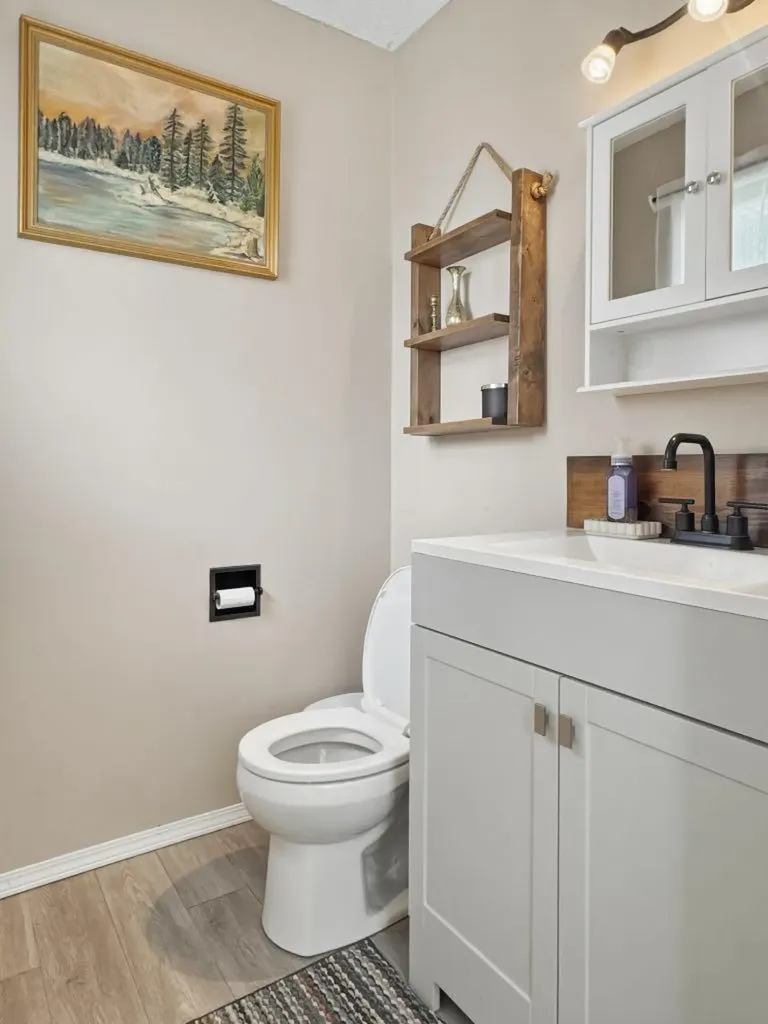 10214 97 Avenue Grande Cache AB t0e0y0