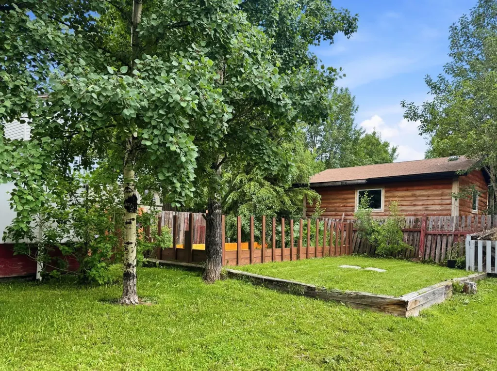 10214 97 Avenue Grande Cache AB t0e0y0