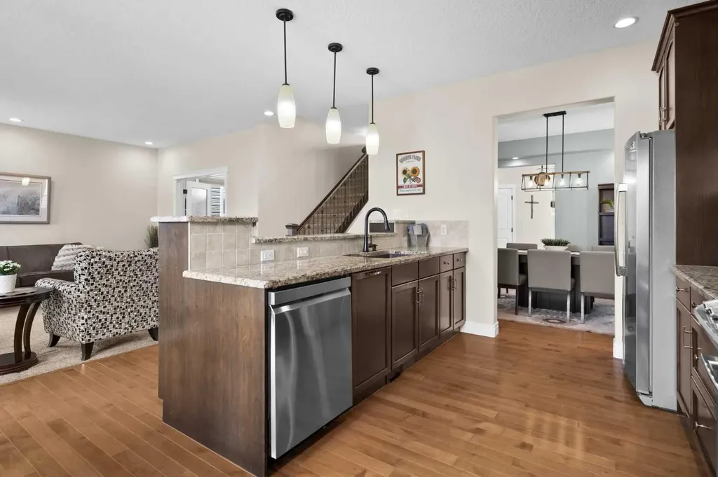 144 Silverado Skies Manor SW Calgary AB T2X 0K2