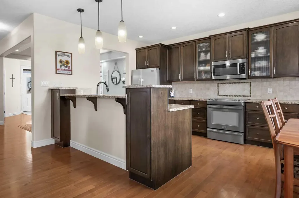 144 Silverado Skies Manor SW Calgary AB T2X 0K2