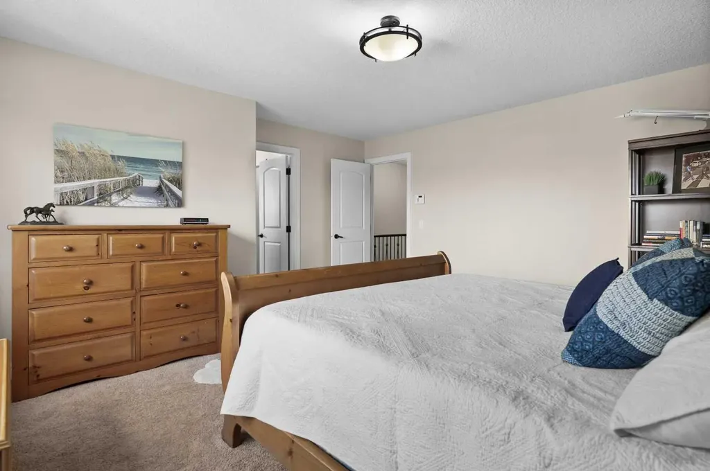 144 Silverado Skies Manor SW Calgary AB T2X 0K2