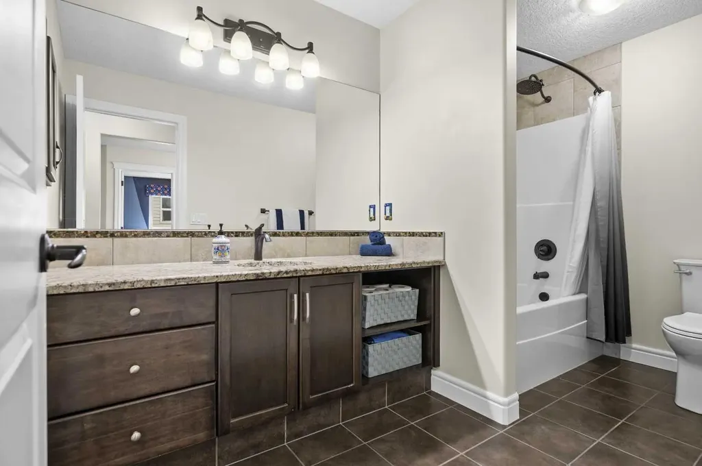144 Silverado Skies Manor SW Calgary AB T2X 0K2