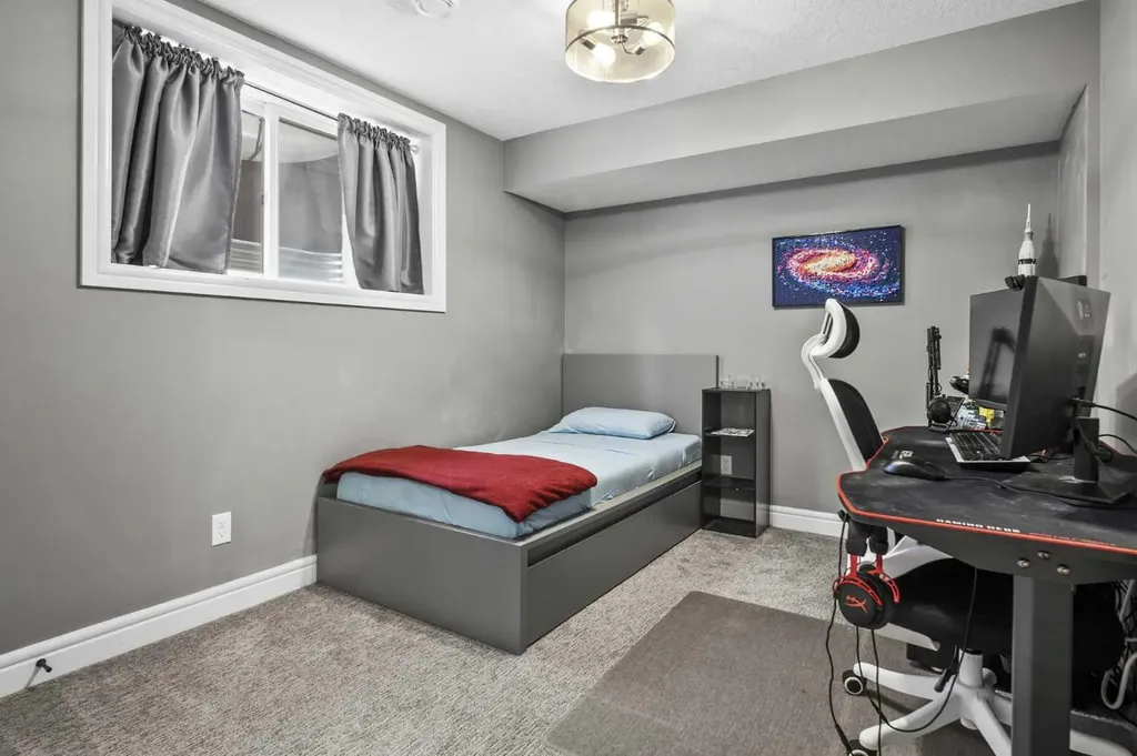 144 Silverado Skies Manor SW Calgary AB T2X 0K2