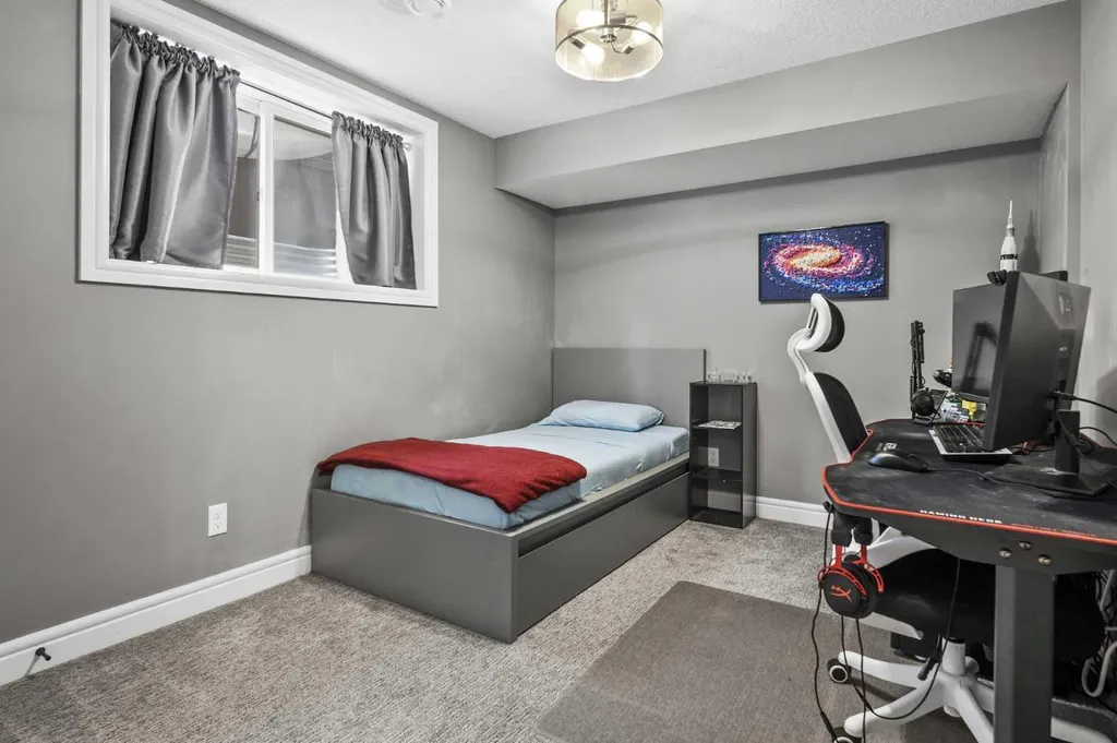 144 Silverado Skies Manor SW Calgary AB T2X 0K2