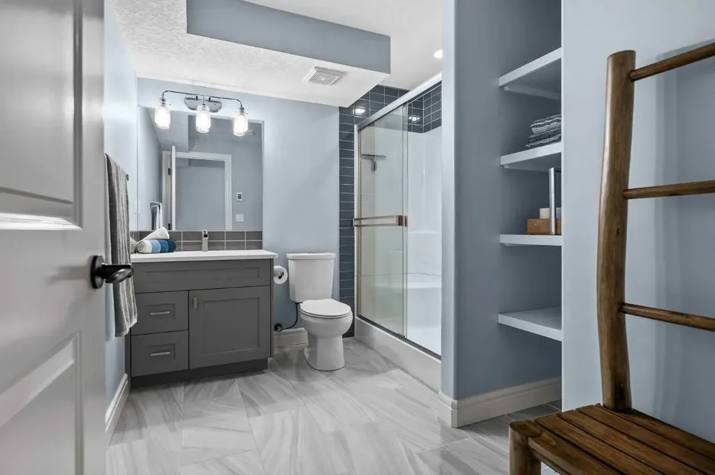 144 Silverado Skies Manor SW Calgary AB T2X 0K2