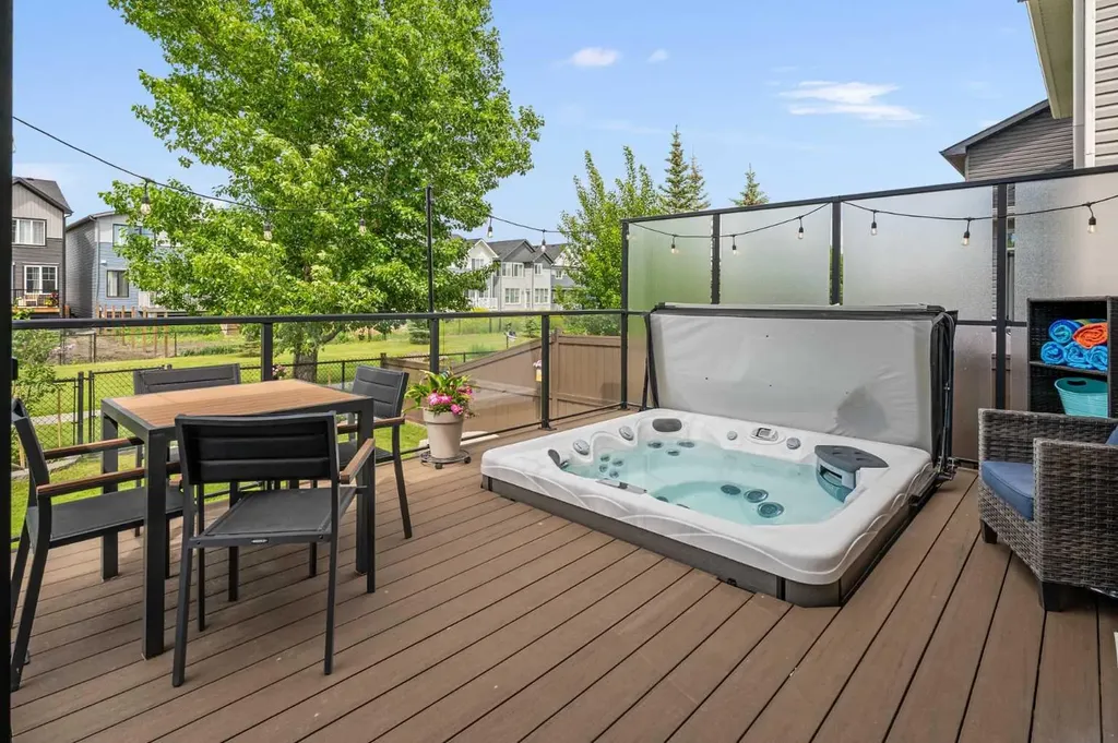 144 Silverado Skies Manor SW Calgary AB T2X 0K2
