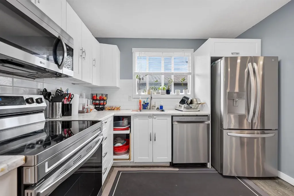 200 Fonda Drive SE Calgary AB T2A 6E6