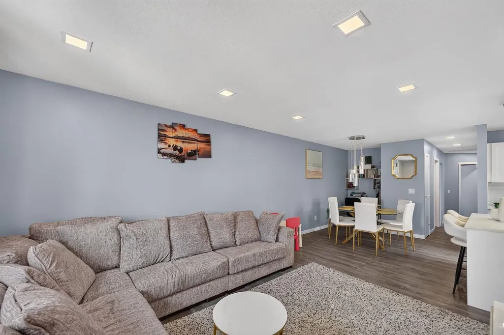200 Fonda Drive SE Calgary AB T2A 6E6