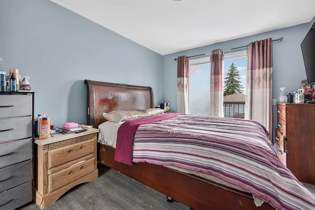 200 Fonda Drive SE Calgary AB T2A 6E6