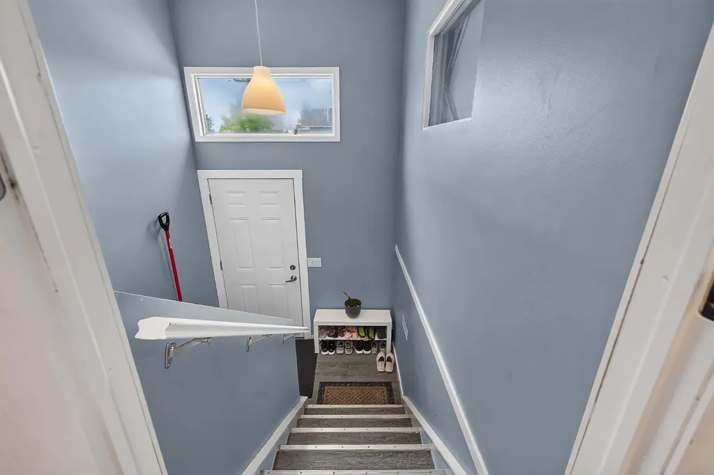 200 Fonda Drive SE Calgary AB T2A 6E6