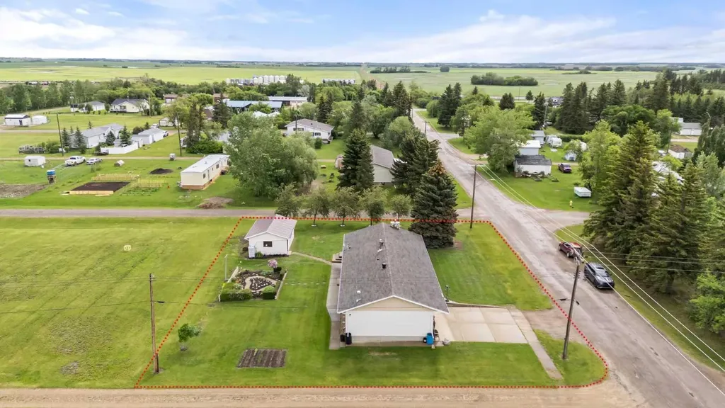 5000 52 Avenue Strome AB T0B 4H0