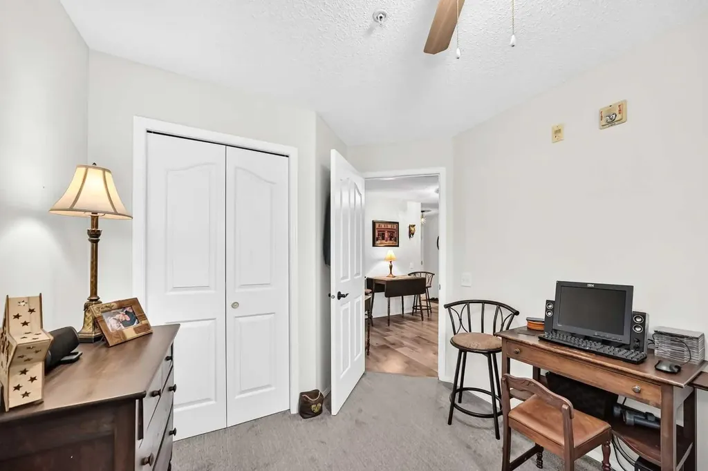 5000 Somervale Court SW Calgary AB T2Y4M1