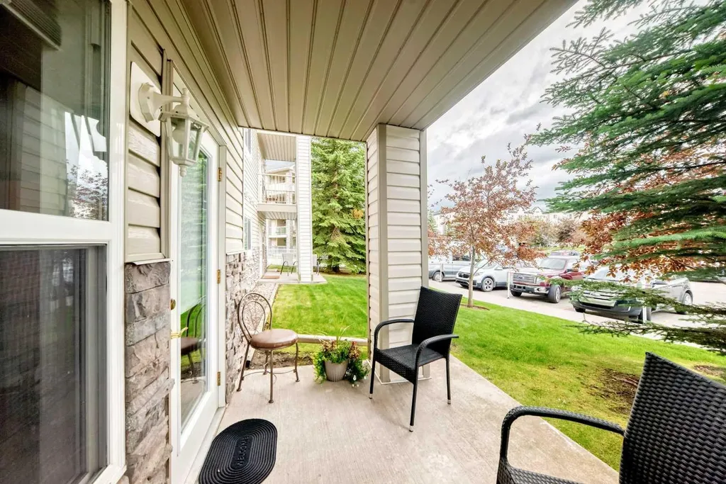 5000 Somervale Court SW Calgary AB T2Y4M1