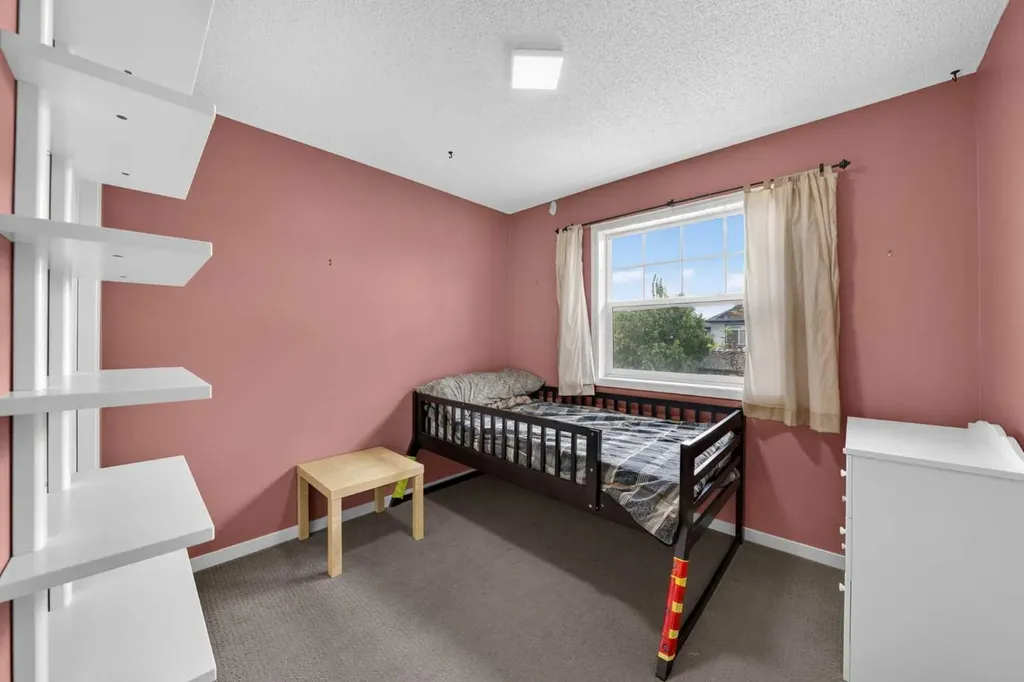 447 Silverado Plains Circle SW Calgary AB T2X 0H4