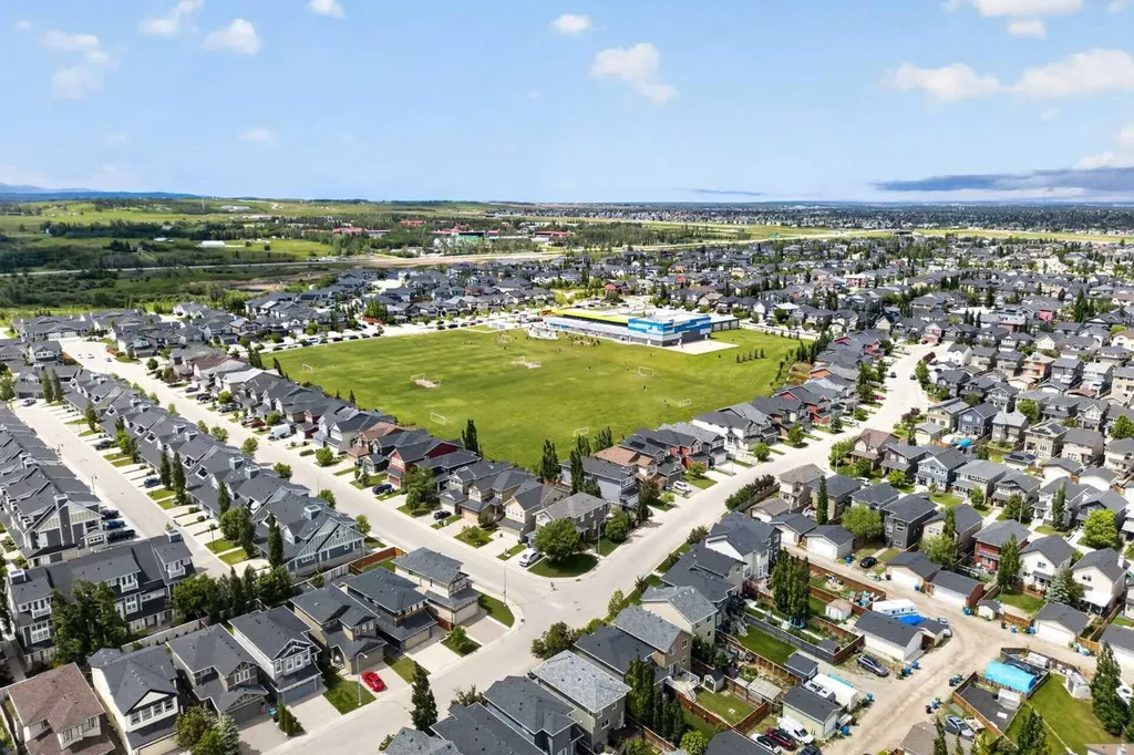447 Silverado Plains Circle SW Calgary AB T2X 0H4