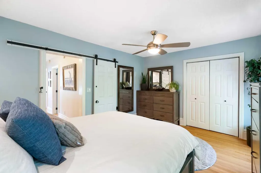 521 10 Avenue NE Calgary AB T2E0X7